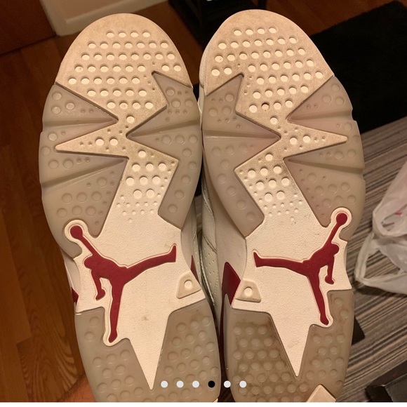 Air Jordan Retro 6 - Picture 4 of 7